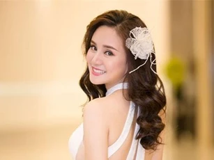 Vy Oanh tiết lộ 10 năm trước ở nhà cấp 4 giờ đã thành biệt thự giữa làng…