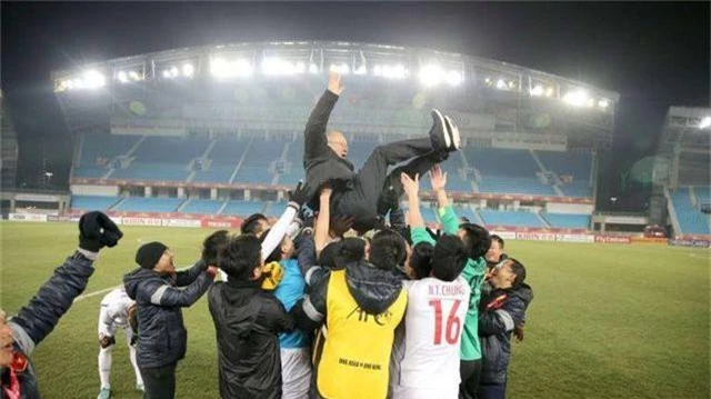 HLV Park Hang Seo: “Bóng đá Việt Nam sẽ là số 1 Đông Nam Á trong 2 năm tới” - 4