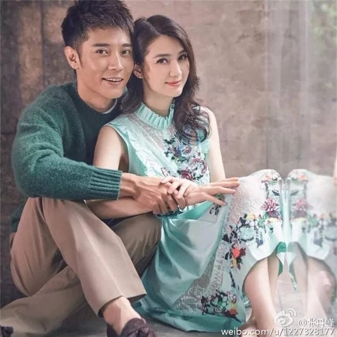 Tựa đề sách nực cười do sao nam trong drama ngoại tình hot nhất Cbiz viết gây phẫn nộ: Hạnh phúc vừa đủ - Ảnh 1.