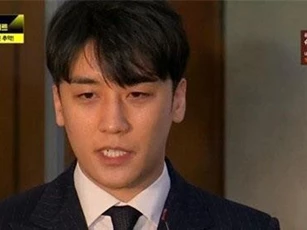 Sốc tận óc: Phát hiện 10 clip hiếp dâm trong chatroom Seungri, Jung Joon Young, cách nạn nhân phản ứng còn bất ngờ hơn