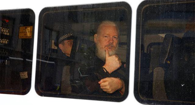 Lý do Ecuador cho phép Anh bắt ông chủ WikiLeaks