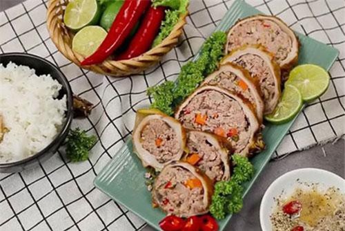 Clip: Ngon, lạ với món dạ dày nhồi thập cẩm