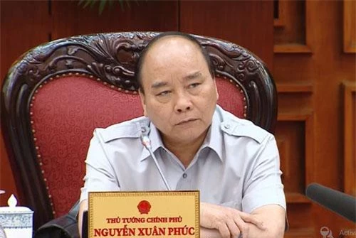 Thủ tướng Nguyễn Xuân Phúc phát biểu tại buổi họp.