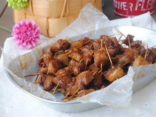 Thịt xiên nướng làm thế này vừa mềm vừa thơm, 10 người ăn thì 11 người khen!