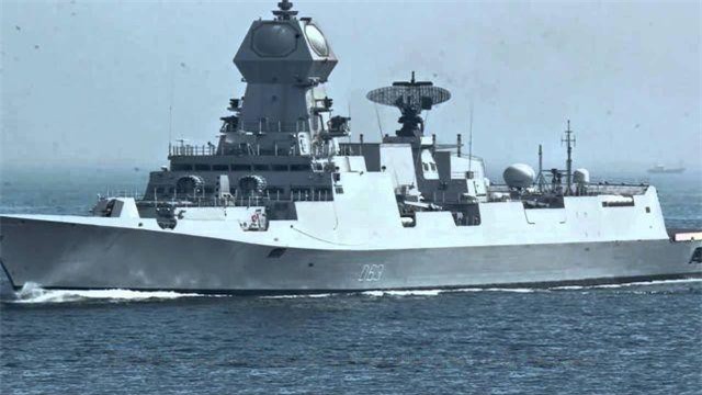 Hai tàu Hải quân Ấn Độ thăm cảng Cam Ranh