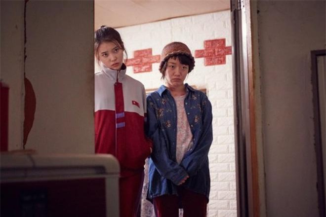 Thấy gì từ IU ở "Persona": Một nghệ sĩ toàn năng chưa bao giờ giữ mình trong vùng an toàn