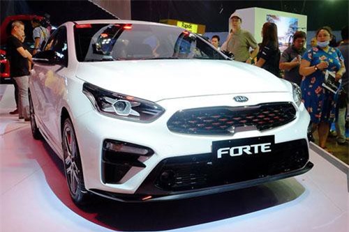 Ngắm Kia Cerato GT mới giá từ 729 triệu đồng