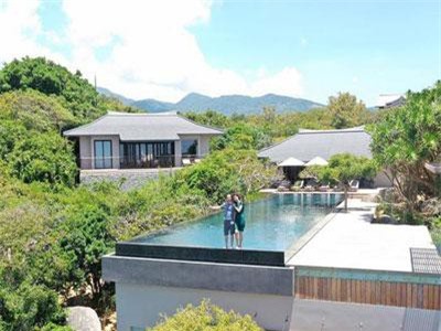 CHUYỆN SHOWBIZ (14/4): Cường Đô La khoe ảnh ngọt ngào bên Đàm Thu Trang, Tuấn Hưng ẩu đả tại quán bar