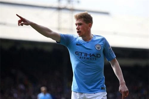 Tiền vệ trung tâm: Kevin De Bruyne (Man City).