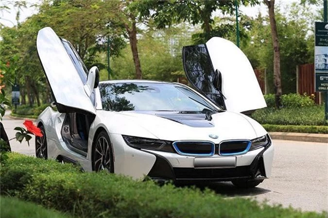 BMW i8.