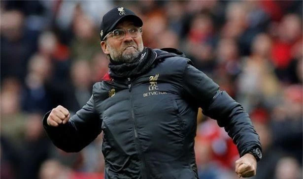 HLV Klopp nói gì trong giờ nghỉ để truyền cảm hứng giúp Liverpool thắng Chelsea?