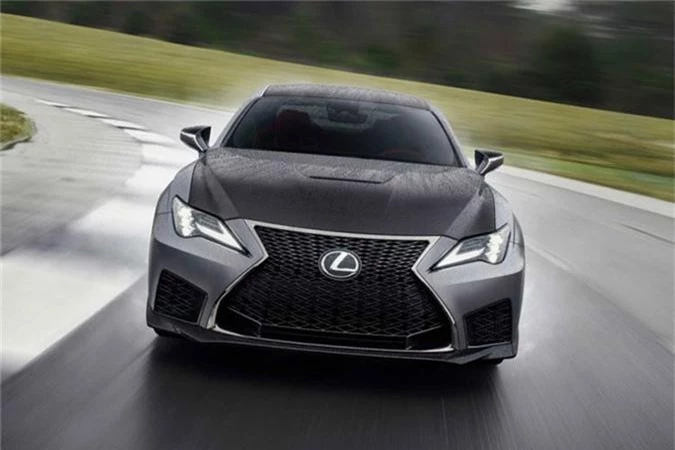 Lexus RC F 2020.