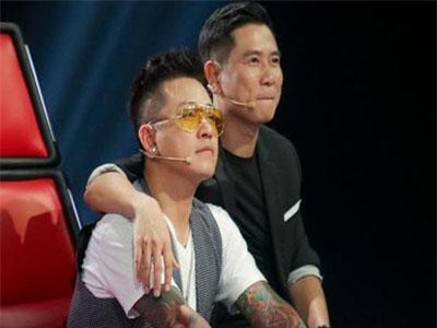 The Voice bị chê vì luật thi kỳ dị, Tuấn Hưng lên tiếng bảo vệ Hồ Hoài Anh: Cậu ấy là ân nhân cứu vớt tôi!
