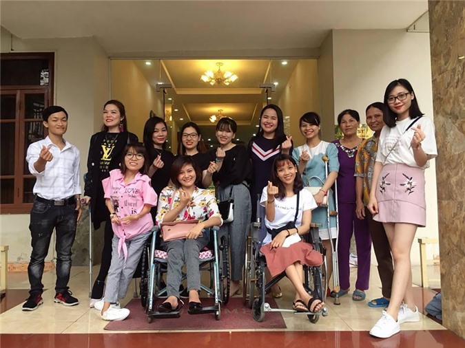 "Vẻ đẹp Vầng trăng khuyết" khoe tài trong đêm chung kết 18/4