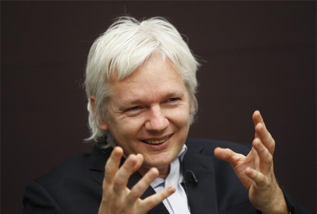 Ecuador cáo buộc ông chủ WikiLeaks dùng sứ quán của mình hoạt động gián điệp