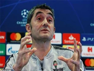 HLV Barcelona tiết lộ điều ông sợ nhất ở M.U