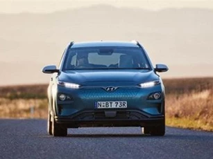 Hyundai Kona dẫn đầu cuộc đua doanh số phân khúc SUV đô thị cỡ nhỏ trong quý 1