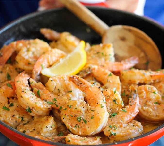 Cách làm món tôm sốt bơ chanh thơm ngon lạ miệng