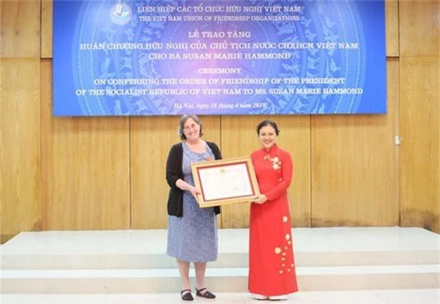 Người phụ nữ Mỹ hết lòng vì nạn nhân da cam Việt Nam nhận Huân chương Hữu nghị của Chủ tịch nước - 1