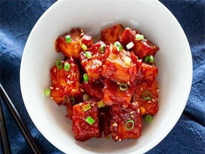 Cách làm đậu phụ sốt cà chua ngon kiểu Hàn