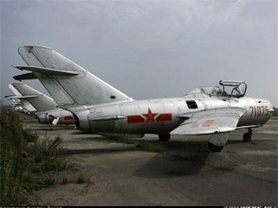 Giải mã máy bay Trung Quốc thứ 2 mà Việt Nam từng có