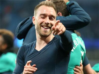Nhờ VAR, Eriksen tự nhận là người "may mắn nhất"