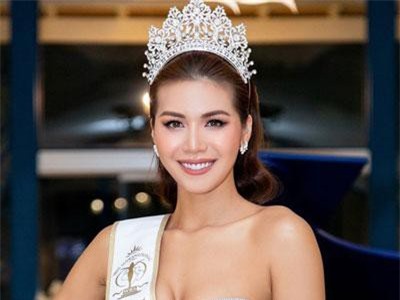 Minh Tú gây ấn tượng với bạn bè quốc tế khi tham dự chuỗi sự kiện tại Đà Nẵng