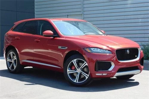 5. Jaguar F-Pace 2019.