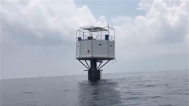 "Chơi trội" xây nhà nổi giữa biển Thái Lan, cặp đôi đối mặt với án tử hình