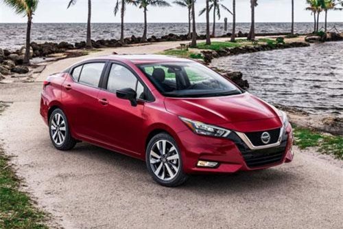 CLIP: Cận cảnh sedan giá rẻ vừa được Nissan ra mắt, ‘đấu’ với Toyota Vios