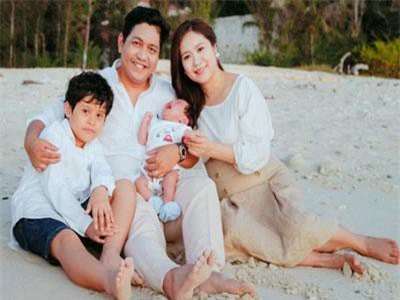 Gia đình Thanh Thúy - Đức Thịnh khoe ảnh du lịch hạnh phúc