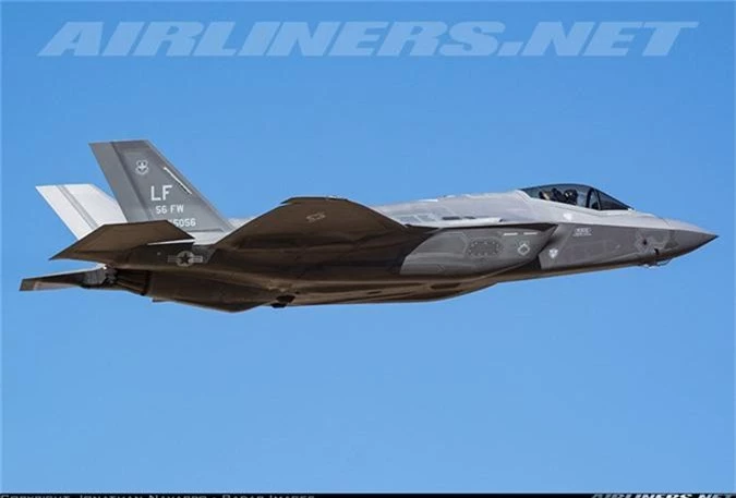 “Cuoi ra nuoc mat” loat loi chan dong sieu tiem kich F-35-Hinh-7