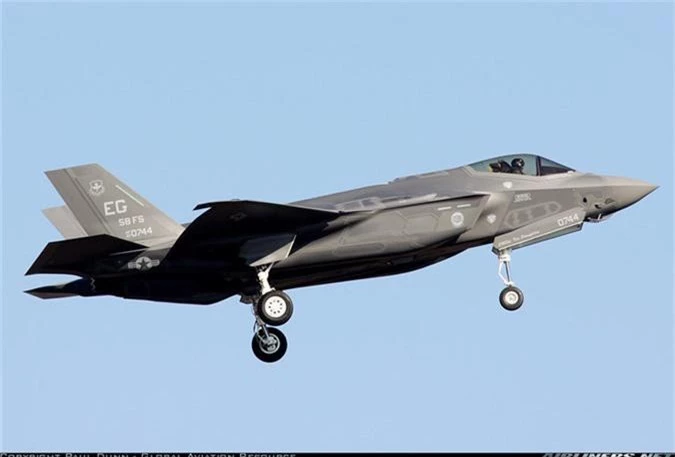 “Cuoi ra nuoc mat” loat loi chan dong sieu tiem kich F-35-Hinh-8