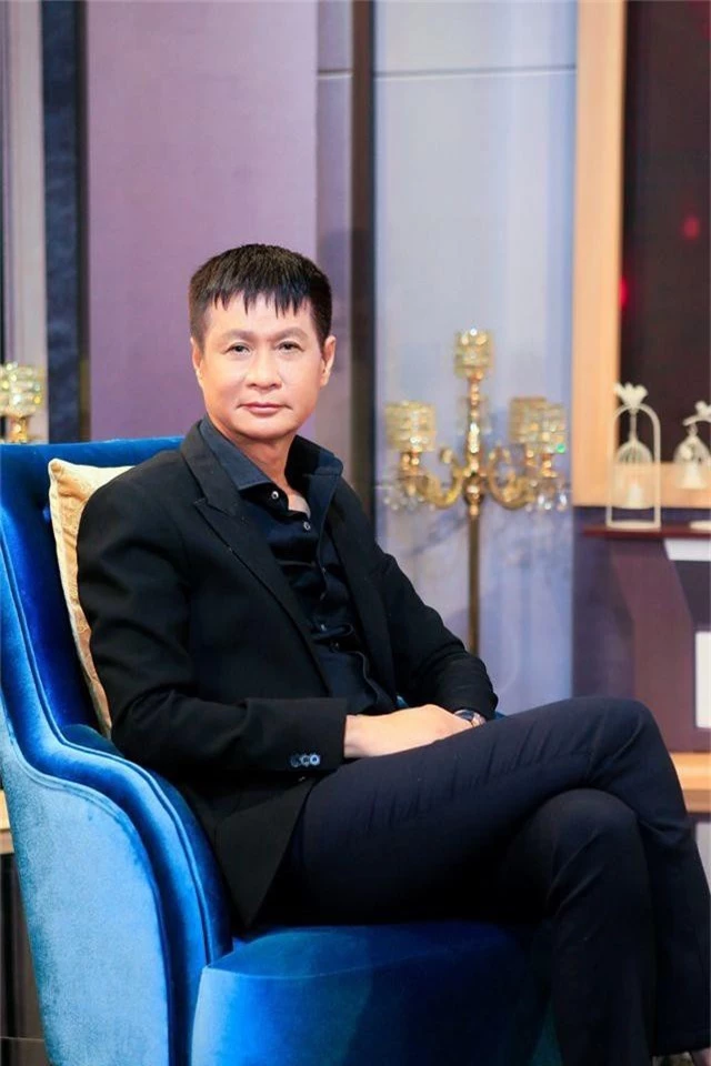 Lê Hoàng gây sốc khi khuyến khích đàn ông Việt nên chụp ảnh khỏa thân - 2