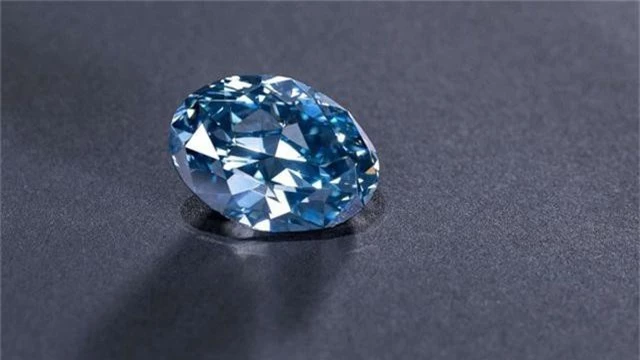 Ra mắt viên kim cương xanh “đẹp không tì vết” - 1