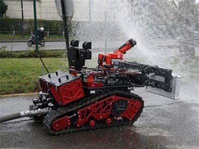 'Vũ khí' giúp 400 lính cứu hỏa chữa cháy nhà thờ Đức Bà Paris