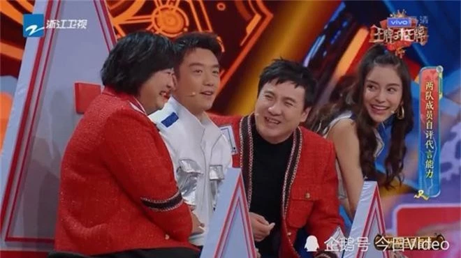 Không thể tin nổi đây là nhan sắc của Angela Baby thời điểm hiện tại! - Ảnh 7. Không thể tin nổi đây là nhan sắc của Angela Baby thời điểm hiện tại! - Ảnh 7.