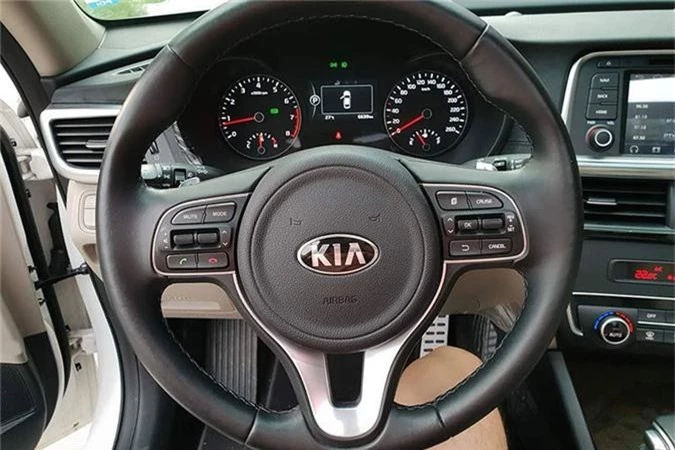 Kia Optima 2019 gia tu 789 trieu co 