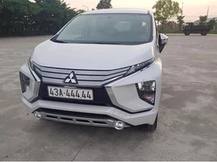 Bộ đôi xe Mitsubishi Xpander biển “khủng” ở Việt Nam