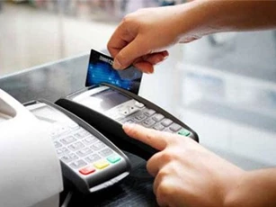 Việt Nam vượt Singapore và Malaysia trong cuộc đua không tiền mặt