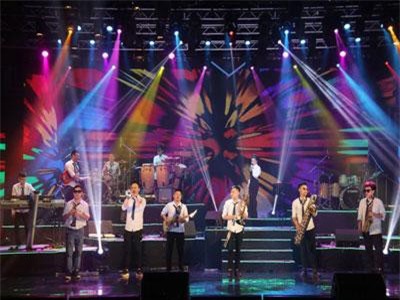 Yellow Star giành giải Xuất sắc dành cho ban nhạc có phong cách biểu diễn ấn tượng