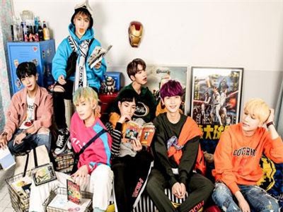 Nhóm nhạc tân binh Kpop gặp tai nạn xe thảm khốc, khiến quản lý qua đời và 4 thành viên bị thương nặng