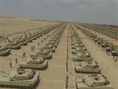 Kinh hãi dàn chiến xa Ai Cập vừa mang ra khoe