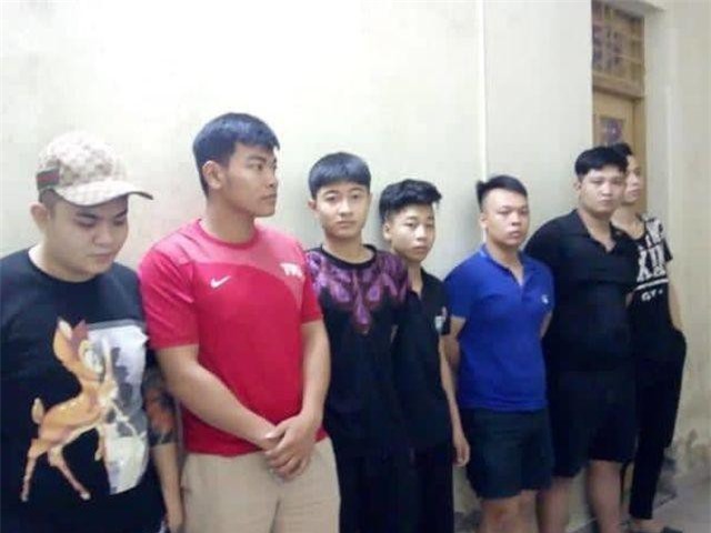 Hải Phòng: Hỗn chiến trên đường phố trong đêm, công an buộc nổ súng trấn áp