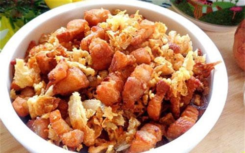 Cách làm món tóp mỡ rang muối ớt thơm ngon, lạ miệng