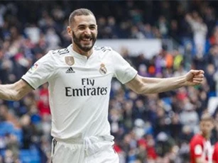 Real Madrid 3-0 Bilbao: Show diễn của Benzema
