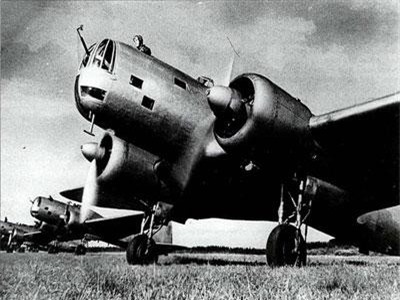 Rơi nước mắt khai quật máy bay ném bom DB-3 ở Nga