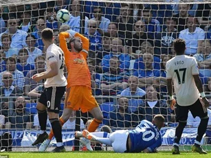 Những khoảnh khắc tan nát của Man Utd trước sức mạnh của Everton