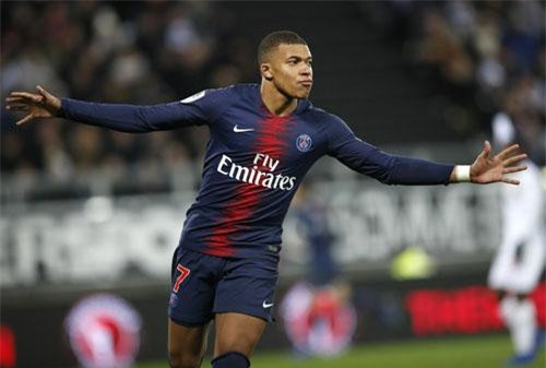 San bằng kỷ lục 29 năm, Mbappe chốt tương lai