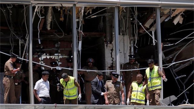 Hé lộ ban đầu về kẻ đánh bom liều chết nhằm vào khách sạn 5 sao Sri Lanka - 1